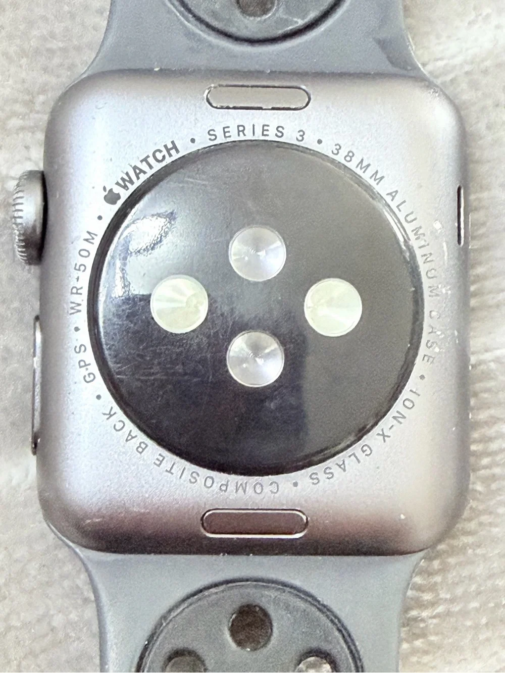 Apple Watch Series 3 GPS & Cellular - 38mm - Sport Band - Aluminum Case